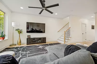 1325 Compton Street, Dallas, TX 75203 - Photo 10