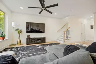1325 Compton St, Dallas, TX 75203 - Photo 10