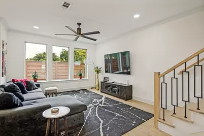 1325 Compton Street, Dallas, TX 75203 - Photo 8