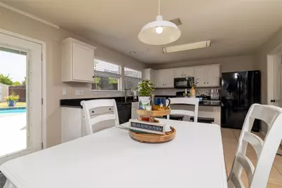 5916 Wisdom Creek Drive, Dallas, TX 75249 - Photo 12