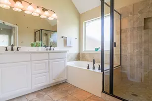 1806 Crosshaven Dr, Lewisville, TX 75077 - Photo 12