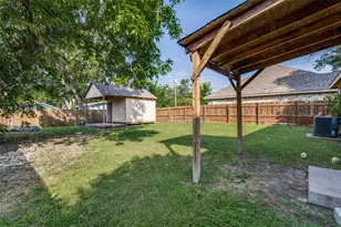 7217 Denton Dr, Dallas, TX 75235 - Photo 22