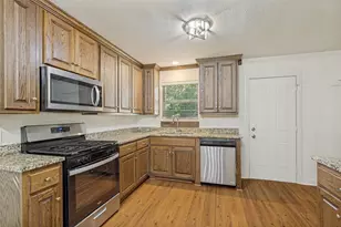 7217 Denton Dr, Dallas, TX 75235 - Photo 18