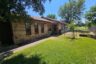 710 Cherry Dr, Groesbeck, TX 76642 - Photo 2