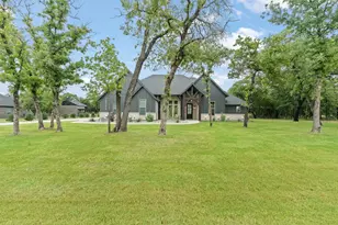 2053 Glenhollow Dr, Weatherford, TX 76088 - Photo 4