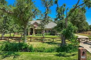 101 Sandlin Ct, Springtown, TX 76082 - Photo 2