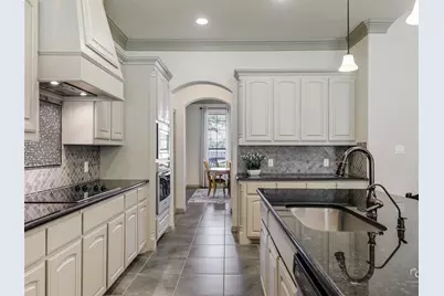 101 Sandlin Court, Springtown, TX 76082 - Photo 10