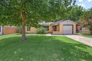 1704 W Birge St, Sherman, TX 75092 - Photo 4