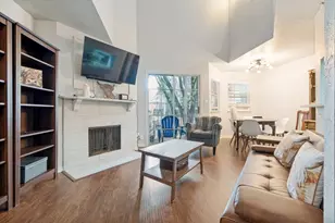 1001 Liberty St, Dallas, TX 75204 - Photo 1