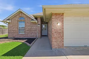 206 Mourning Dove Ln, Krum, TX 76249 - Photo 4