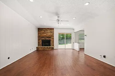 2721 Lucas Drive, Arlington, TX 76015 - Photo 8