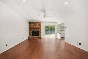 2721 Lucas Dr, Arlington, TX 76015 - Photo 8