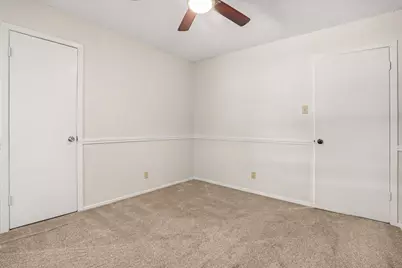 2721 Lucas Drive, Arlington, TX 76015 - Photo 24