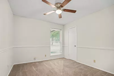 2721 Lucas Drive, Arlington, TX 76015 - Photo 16