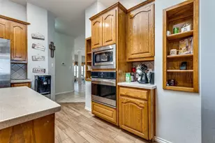 10812 Grayhawk Ln, Fort Worth, TX 76244 - Photo 12
