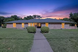 1438 Vicki Ln, Cedar Hill, TX 75104 - Photo 1