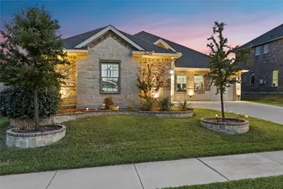 4408 Sugargrove Lane, Arlington, TX 76001 - Photo 2