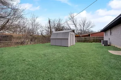 1114 Anthony Drive, Ennis, TX 75119 - Photo 6