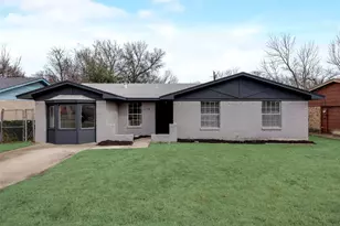 1114 Anthony Dr, Ennis, TX 75119 - Photo 1