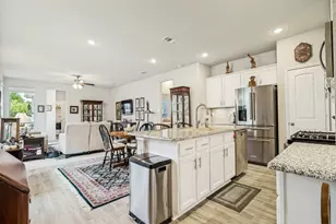2904 Brittlebush Dr, Fort Worth, TX 76108 - Photo 2