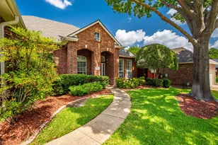 1421 St Francis Ln, Flower Mound, TX 75028 - Photo 2