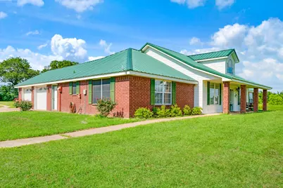 1005 Us-82, Blossom, TX 75416 - Photo 1