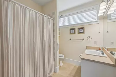 6407 Meadowcrest Lane, Flower Mound, TX 75022 - Photo 16