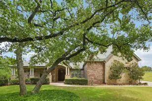 6407 Meadowcrest Ln, Flower Mound, TX 75022 - Photo 2