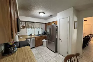 2919 Riviera Dr, Garland, TX 75040 - Photo 6
