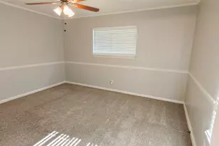 4800 Sabelle Ln, Haltom City, TX 76117 - Photo 8