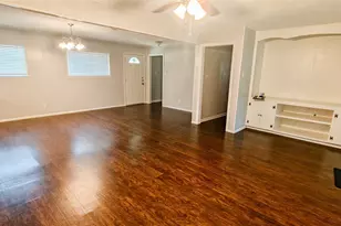 4800 Sabelle Ln, Haltom City, TX 76117 - Photo 2