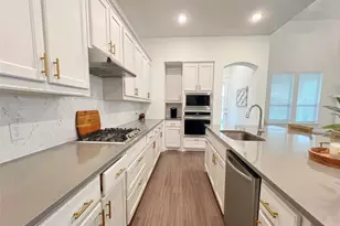 2410 Doncaster Dr, Forney, TX 75126 - Photo 2