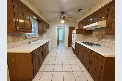 104 Charles Street, DeSoto, TX 75115 - Photo 8