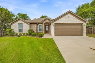 5018 San Marcos Dr, Granbury, TX 76048 - Photo 1
