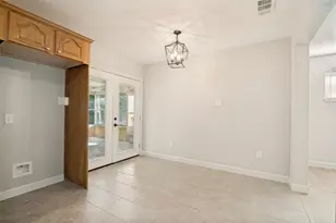 110 W Marguerita Dr, Garland, TX 75040 - Photo 14