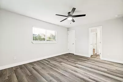 437 Peninsula Drive, Lakewood Village, TX 75068 - Photo 14