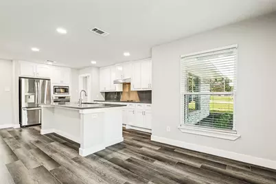 437 Peninsula Drive, Lakewood Village, TX 75068 - Photo 4