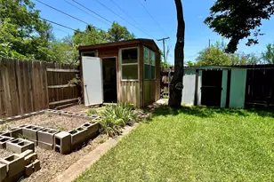 416 Jones St, Hamilton, TX 76531 - Photo 14