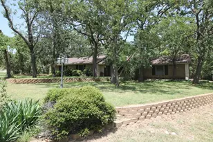 600 Runaway Bay Dr, Runaway Bay, TX 76426 - Photo 2
