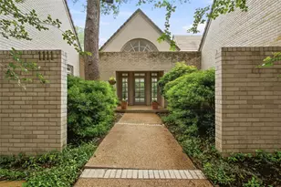 1111 Pebble Creek Rd, Fort Worth, TX 76107 - Photo 1