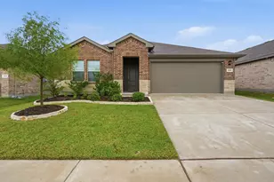 409 Beekeeper Dr, Fort Worth, TX 76131 - Photo 1