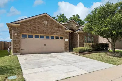 5109 Carnoustie Trail, Arlington, TX 76001 - Photo 2