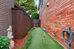 4003 Rive Ln, Addison, TX 75001 - Photo 24