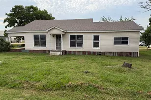 120 S Kennedy St, Penelope, TX 76676 - Photo 2
