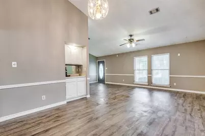 4409 Seville Lane, McKinney, TX 75070 - Photo 10