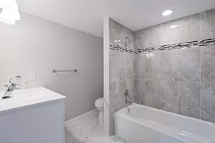 1618 San Francisco St, Carrollton, TX 75007 - Photo 14