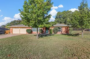 6016 Winifred Dr, Fort Worth, TX 76133 - Photo 2