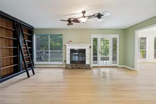 8420 Creekbluff Dr, Dallas, TX 75249 - Photo 4