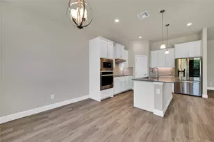 802 Grove Park Ln, Midlothian, TX 76065 - Photo 10