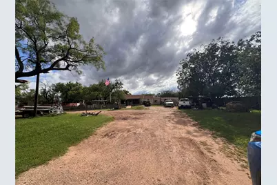 [Address not provided], Tye, TX 79563 - Photo 4